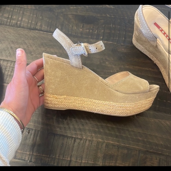 Authentic PRADA wedges- barely worn - Picture 3 of 7